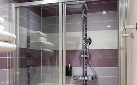 Hotel Du Plat D'Etain